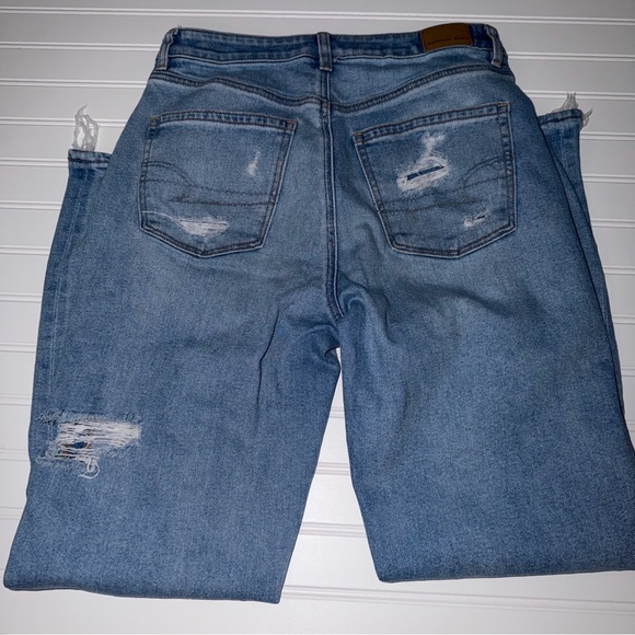 American Eagle Mom Jean 8 long - Picture 3 of 5